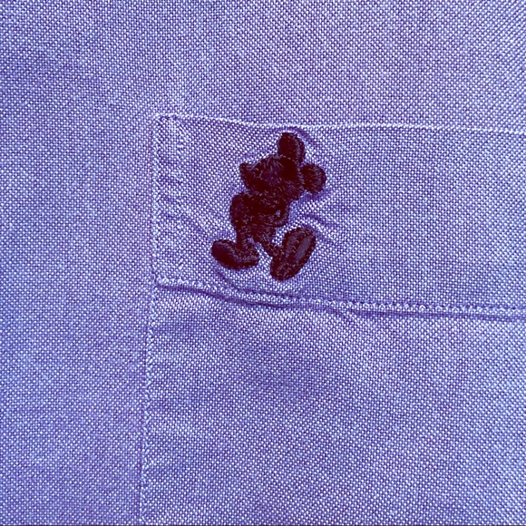 VTG WALT DISNEY button down shirt w/embroidery. - Picture 4 of 7